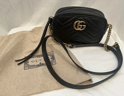 Bolsa de ombro GG Marmont mini Matelassé corpo transversal - Imagem 1 de 4