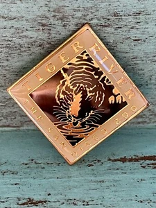 Vintage-OA- The San Diego Zoo- Tiger  River-Tiger Pinback Pin #25498 - Picture 1 of 3