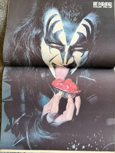 KISS Poster Centerfold HIT PARADER Magazine 1979 Vintage Kiss Aucoin Blondie - Picture 1 of 5