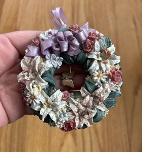 Vintage 1995 Lena Liu Circle of Harmony CORONA Ornamento Edizioni Bradford - Foto 1 di 3