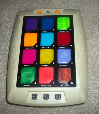 Radio Shack Tandy 12 Juego Arcade Computarizado Años 80 LEER Foto 1 de 4