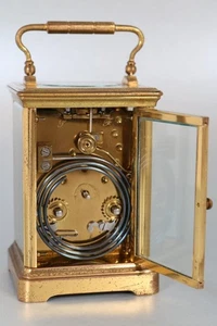 ANTIQUE FRENCH CARRIAGE CLOCK striking to a gong WORKING key TWO TRAIN - Picture 1 of 12