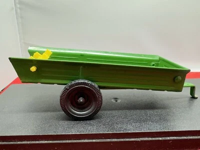 ERTL John Deere 75-7650 Green Farm Trailer Spreader - Image 1 of 4