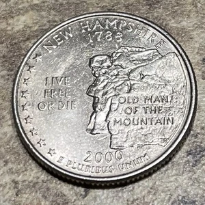 2000 Quarter, The Old Man of The Mountain Philadelphia USA LIVE FREE OR DIE - Picture 1 of 4