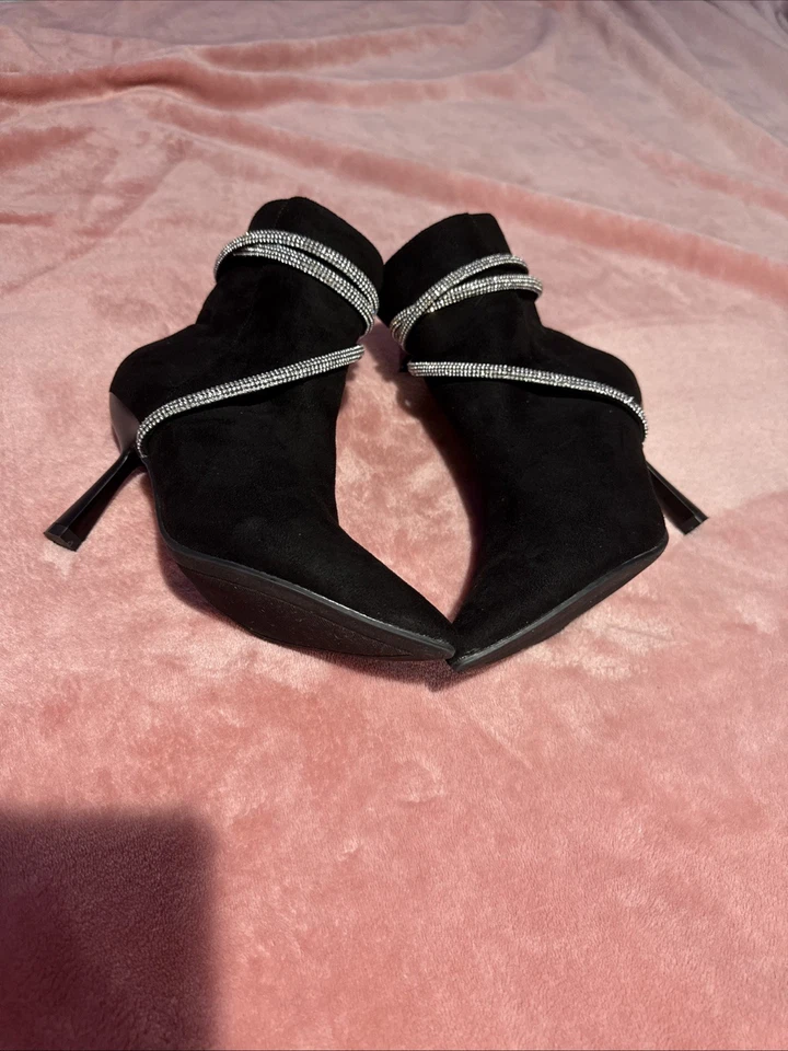 Lindas Botas de Cuero Talla 36 Usadas En Muy Buen Estado - Imagem 1 de 4