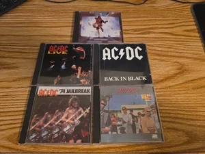 5 CD LOT AC/DC ALBUMS BACK IN BLACK DIRTY DEEDS LIVE JAILBREAK - Picture 1 of 3