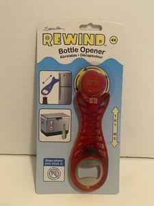 Shrockie Rewind selbstklebender Flaschenöffner - tragbares & langlebiges Design - Bild 1 von 4