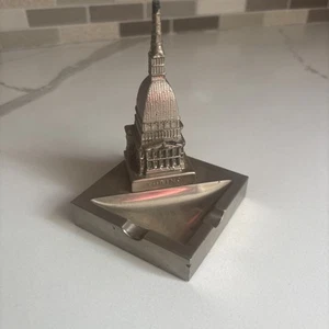 Posacenere Vintage-Mole Antonelliana Torino Souvenir Metallo Miniatura Edificio Italia - Foto 1 di 15