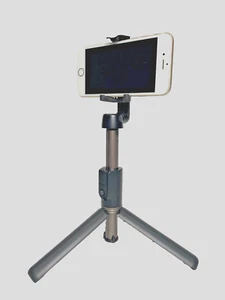 Tripod Selfie Stick - Bluetooth - Remote Control - Aluminium - Magic Snapshot - Bild 1 von 12