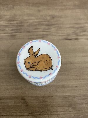 1995 Bunny Patch Designs Porcelain Trinket Box “Baby’s First Lock Of Hair “ • 9$