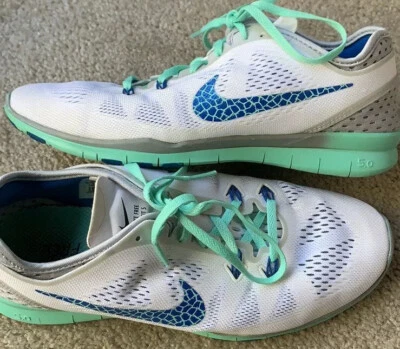Nike Free TR Fit 5 White Blue Green Running Shoes Size 10 M EUC - Image 1 of 4