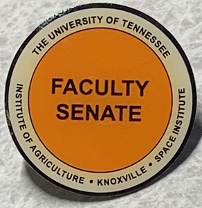SENADO DE LA FACULTAD DE LA UNIVERSIDAD DE TENNESSEE ~ Agricultura ~ Pin del Instituto Espacial [L] - Imagen 1 de 3