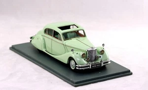 1:43 NEO Scale Models NEO43954 Jaguar Mk VIII 4-door Saloon RHD mint green MIB - Picture 1 of 5
