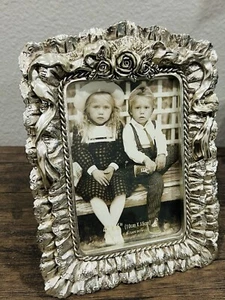 VINTAGE Metall 4 x 6 ZIERLICHE Rosen BLUMEN BILDERRAHMEN VON SUSAN BOWLUS Foto - Bild 1 von 7