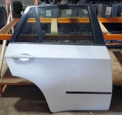 *LOCAL PICKUP* 2007-2013 BMW X5 Door Shell Rear Right Passenger Side White Foto 1 de 4