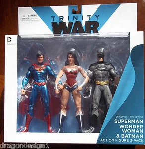 PACK DE 3 FIGURAS DE ACCIÓN DC COMICS TRINITY WAR. SUPERMAN, MUJER MARAVILLA, BATMAN - Imagen 1 de 3