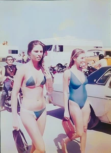 Daytona Beach 1970s Pretty Girls POSTER 24 X 18 Inches Wall Art. - Picture 1 of 2