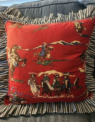 西部枕头定制装饰 Shams 女牛仔牧场 31 X 31 带褶皱 — 第 1/4 张图片