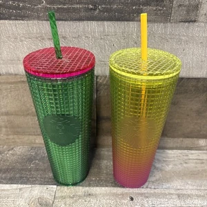 2er Set gebrauchte Starbucks Becher rosa gelb Nieten - und grün & pink neu - Bild 1 von 7