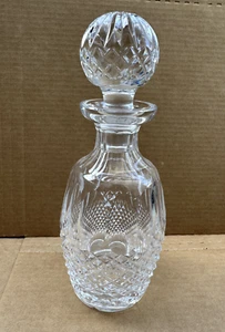 STUNNING WATERFORD Crystal  Decanter W/Stopper SIGNED IRELAND - Picture 1 of 4
