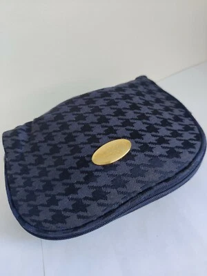 Bolso de Maquillaje Cosmético Dior Azul Pata de Gallo Satinado Nuevo De Colección  Foto 1 de 4