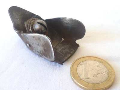 ANCIEN RABOT MINIATURE EN ACIER - Photo 1/4