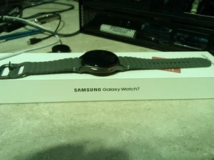Samsung Galaxy Watch 7 40mm L300 Bluetooth AI Watch - Flawless Condition - Picture 1 of 2