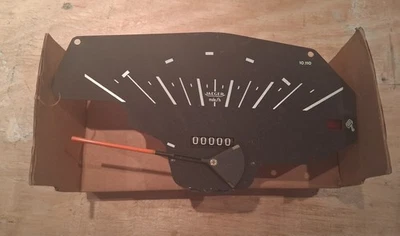 NOS Renault R16 mechanical speedometer gauge mph - Image 1 of 4