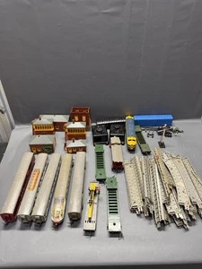 Vintage Train Lot AC Gilbert American Flyer HO Lionel Tyco Streamliner + Tracks - Picture 1 of 14