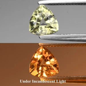 💎 0.58ct VS Trillion Natural Color Change Diaspore - Turkey Gemstone - Picture 1 of 6