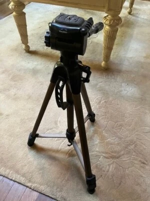 Hama Star 62 Camera Tripod free post - Image 1 of 4