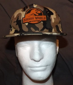 🔥 UNIVERSAL STUDIOS JURASSIC WORLD CAMOFLAGE CAMO BASEBALL CAP ADJUSTABLE HAT - Picture 1 of 4