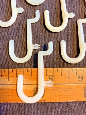 Lot of 25 Vintage Plastic 2" Peg Board J Hooks PERF-PEGS Craft Tool Hangers New - Image 1 of 4