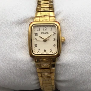 Vtg Pulsar Watch Womens Gold Tone 17mm Rectangular V811-X065 Stretch New Battery - Picture 1 of 13