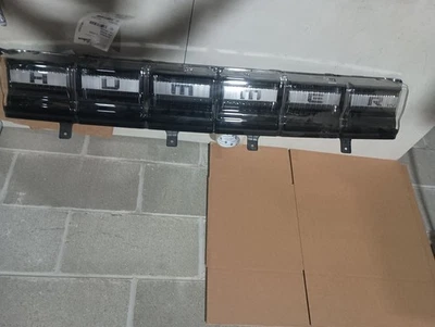 2025 GMC Hummer EV Corner/Park Light 3087821 - Image 1 of 4