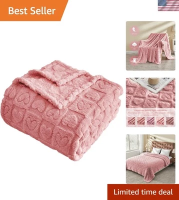 Manta ligera a cuadros con corazón - Comodidad y encanto para cada ocasión Foto 1 de 4