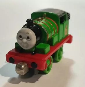 Thomas & Friends Percy Car Metal 2009 Die Cast R8848 verde Mattel *Envío internacional - Imagen 1 de 3