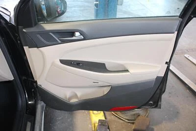 Used Front Right Door Interior Trim Panel fits: 2017 Hyundai Tucson  Grade A Foto 1 de 4