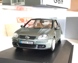 1/43 Schuco. VW Golf V , 2003, Licht met. grau, neuwertig,++! - Bild 1 von 11
