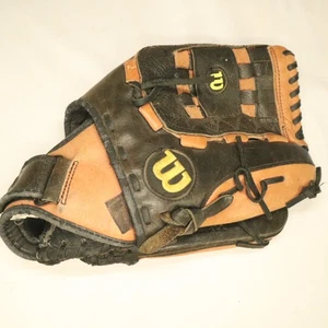WILSON A500 ADVANTAGE BALL GLOVE 13"  RIGHT HANDWILSON A500 ADVANTAGE BALL GLOVE - Picture 1 of 14