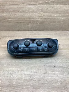 2038300285 9140010322 BOSCH Mercedes Benz W203 Used AC AIR Conditioning CONTROL - Picture 1 of 7