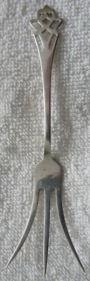 Pynchon Lunt Sterling Silver Lemon Berry Fork  - Image 1 of 2
