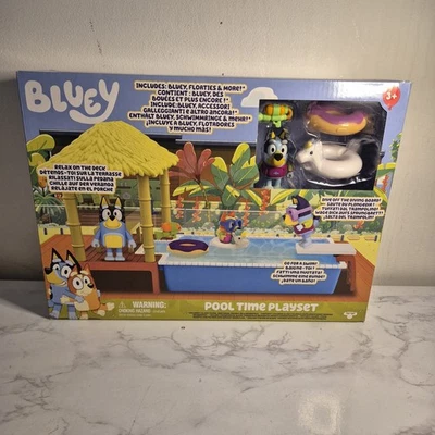 MOOSE TOYS Bluey Pool Time Fun Spielset Bluey Figur im Badeanzug mit Zubehör