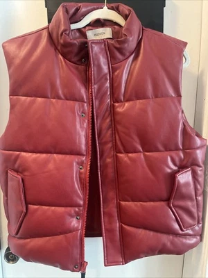 Hudson Men’s Puffer Vest Burgundy Size M - Image 1 of 2