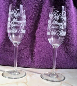 DRINKING GLASSES TWO MILLENNIUM CHAMPAGNE FLUTES - Picture 1 of 2