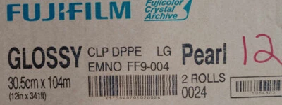 Nuevo Papel Película Archivo Cristal Fujicolor 20.3cmX124m 8"X406' Perla Brillante FUJI Foto 1 de 4