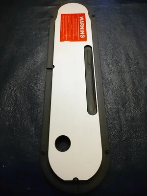 Inserto fenólico de cero espacio libre para sierras de mesa 14-3/8” x 3 3/4” x 3/16” 4132 Foto 1 de 2