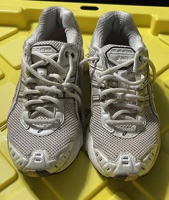 Женские кроссовки ретро Asics. Б/у, но в хорошем состоянии.  - Изображение 1 из 4