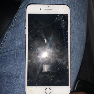 Apple iPhone 7 Plus 32GB  Rose Gold(Boost Mobile) - Picture 1 of 7