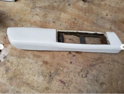 1968-1971 Lincoln Mark III 3 Passenger Right Rear Quarter Armrest Pad OEM WHITE - Image 1 of 4